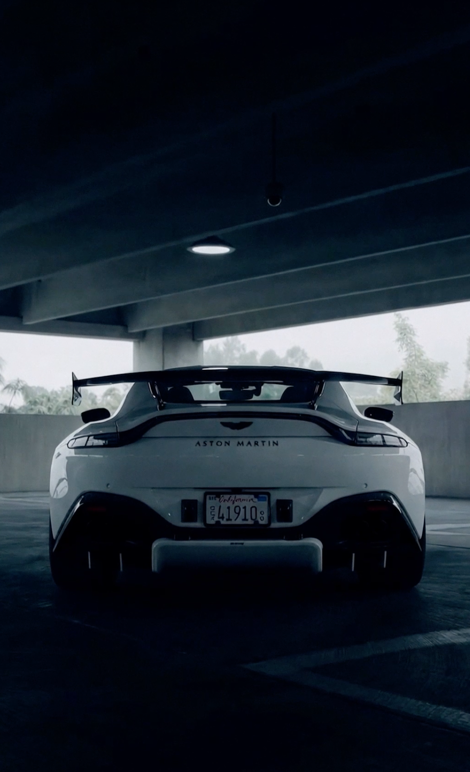 ASTON MARTIN